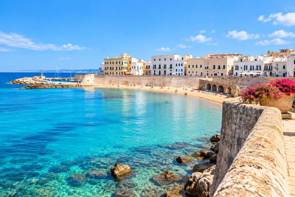 Puglia quando andare in vacanza 2026: clima, stagioni ed eventi tra mare cristallino e borghi storici